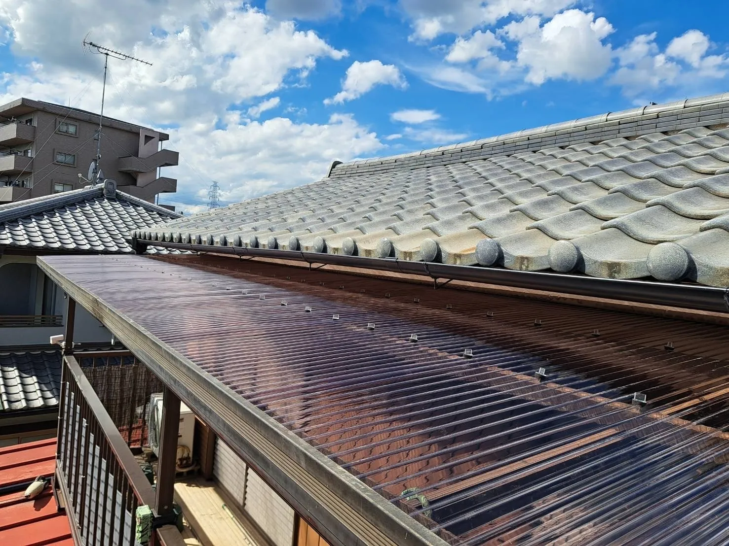 一般住宅 ベランダ屋根